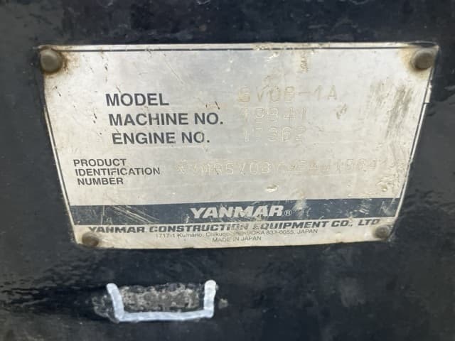 MINI EXCAVATOR — Auction (lot 8461-562)