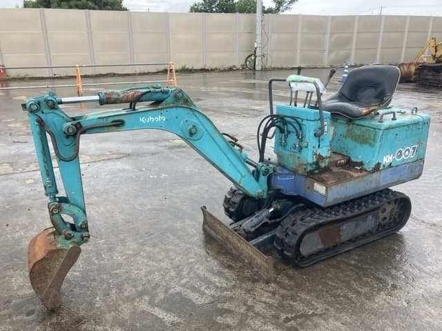 MINI EXCAVATOR — Auction (lot 8461-564)