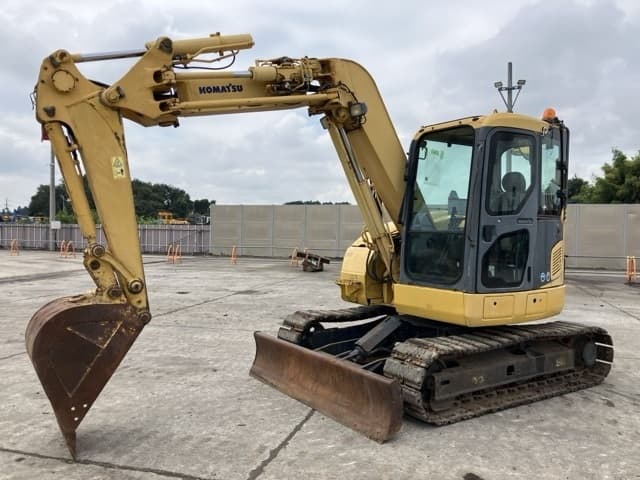 EXCAVATOR — Auction (lot 8461-565)