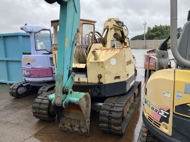 MINI EXCAVATOR — Auction (lot 8461-567)