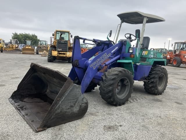 MINI WHEEL LOADER — Auction (lot 8461-57)