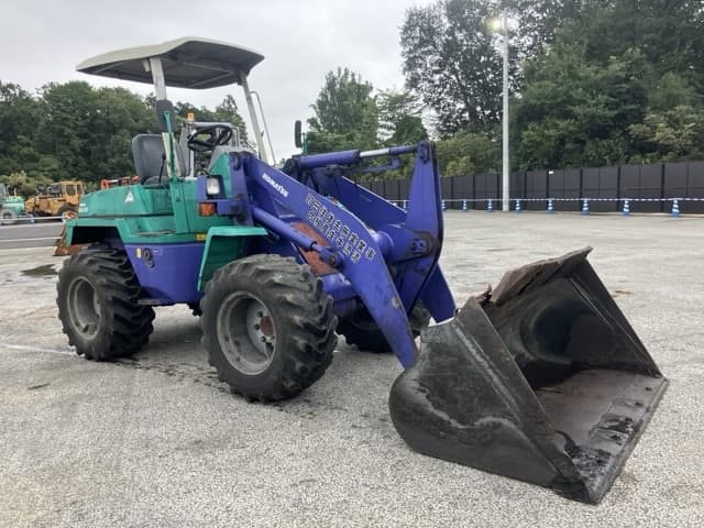 MINI WHEEL LOADER — Auction (lot 8461-57)