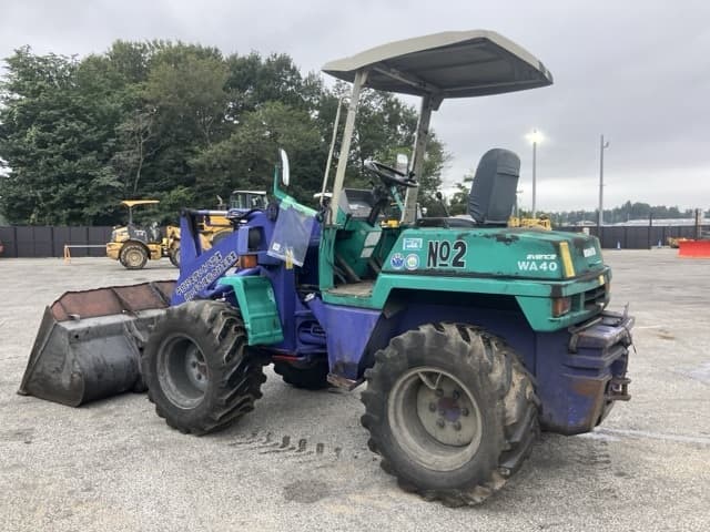 MINI WHEEL LOADER — Auction (lot 8461-57)