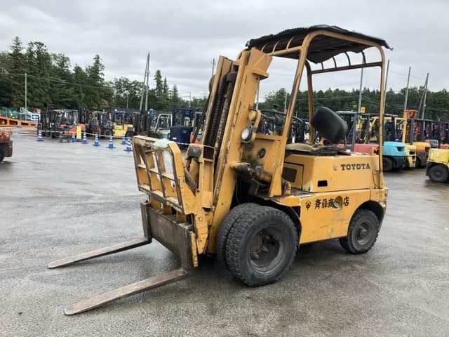 Forklift — Auction (lot 8461-5802)