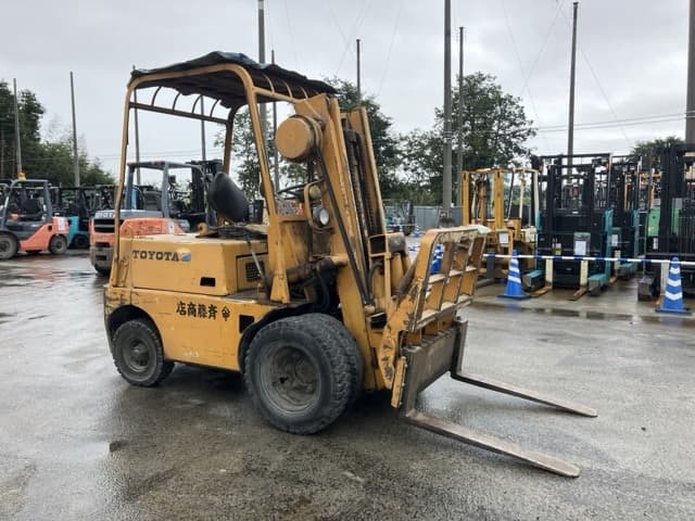 Forklift — Auction (lot 8461-5802)