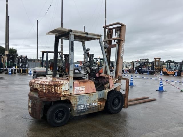 Forklift — Auction (lot 8461-5803)