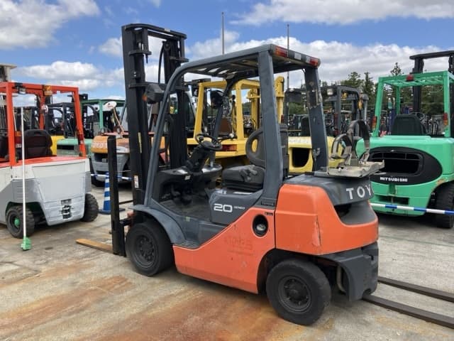 Forklift — Auction (lot 8461-5809)