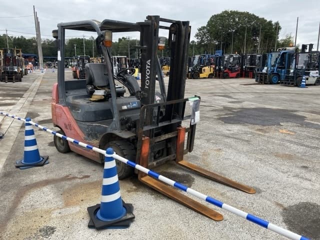 Forklift — Auction (lot 8461-5815)