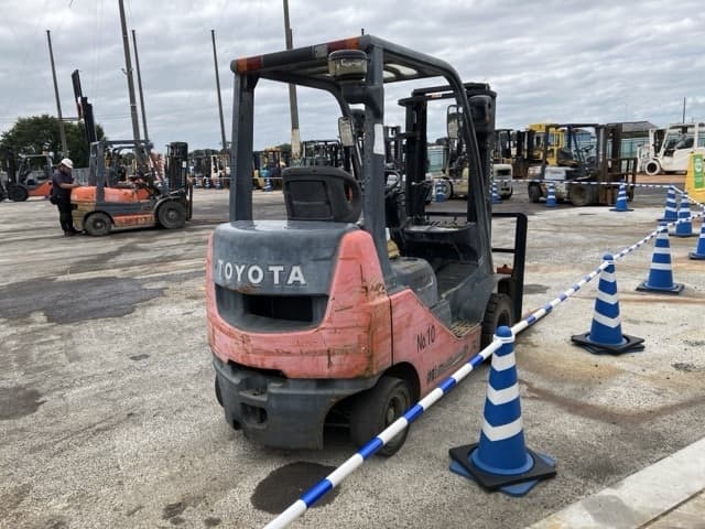 Forklift — Auction (lot 8461-5815)