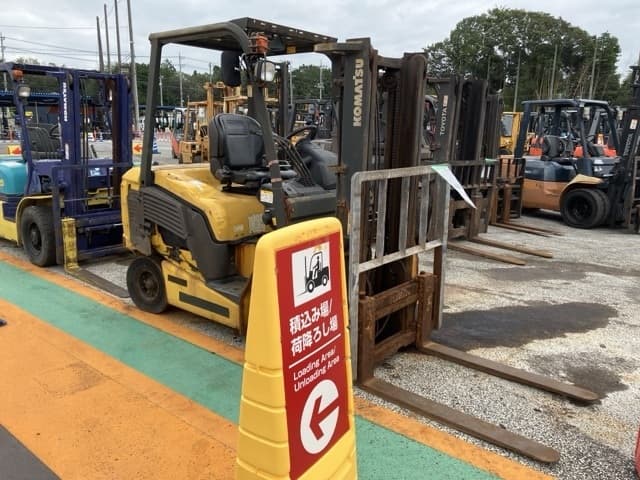 Battery Forklift — Auction (lot 8461-5817)