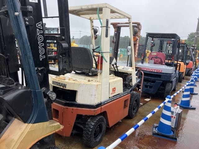 Forklift — Auction (lot 8461-5820)