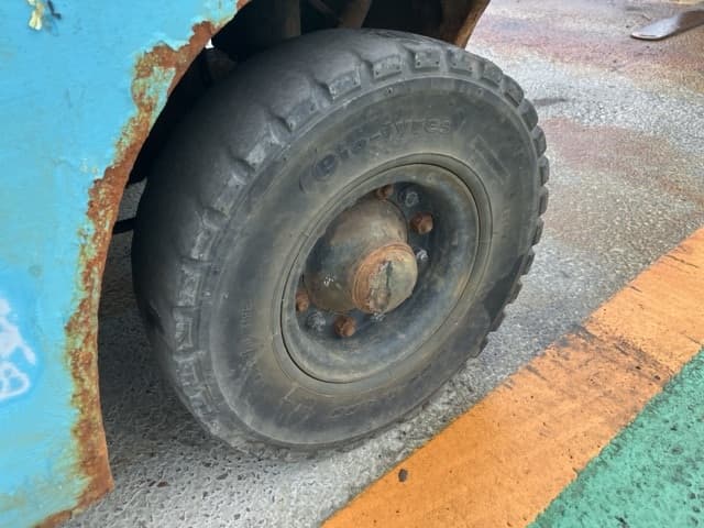 Forklift — Auction (lot 8461-5822)