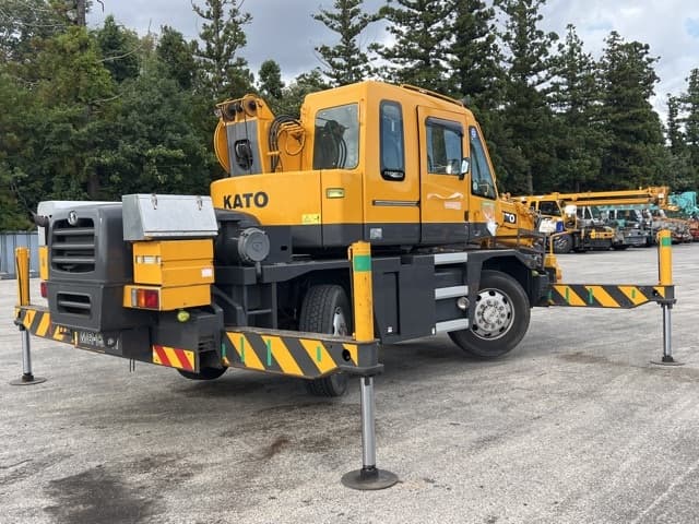 Rough Terrain Crane — Auction (lot 8461-60)