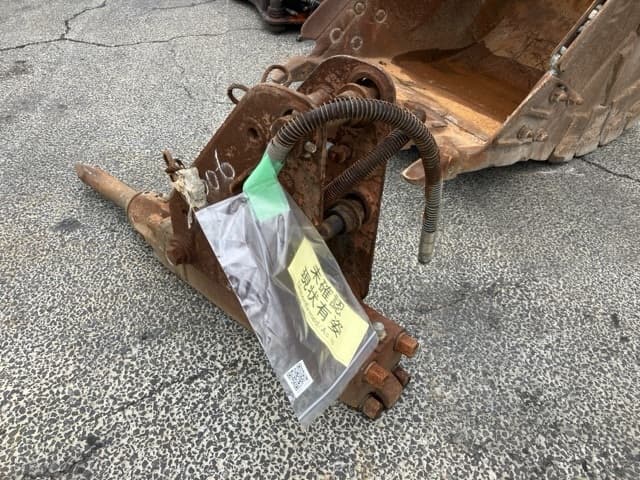 BREAKER — Auction (lot 8461-6006)