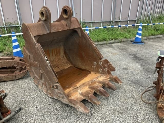CONSTRUCTION BUCKET — Auction (lot 8461-6007)