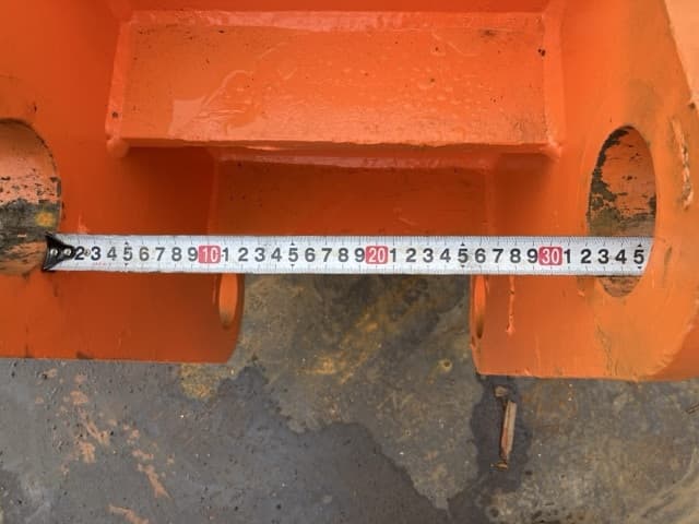 BREAKER — Auction (lot 8461-6011)