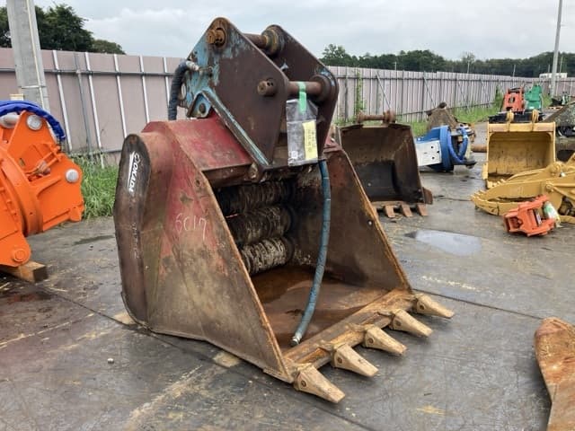 BUCKET CRUSHER — Auction (lot 8461-6017)