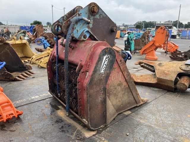 BUCKET CRUSHER — Auction (lot 8461-6017)