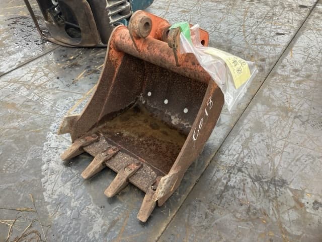 CONSTRUCTION BUCKET — Auction (lot 8461-6018)