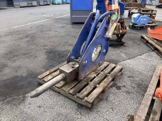 BREAKER — Auction (lot 8461-6026)