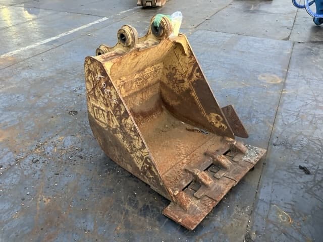 CONSTRUCTION BUCKET — Auction (lot 8461-6068)