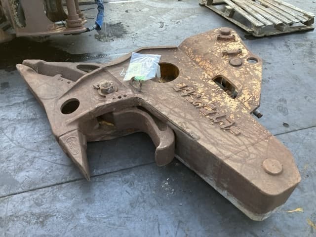 CUTTER — Auction (lot 8461-6069)