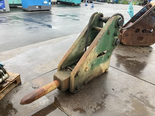 BREAKER — Auction (lot 8461-6088)