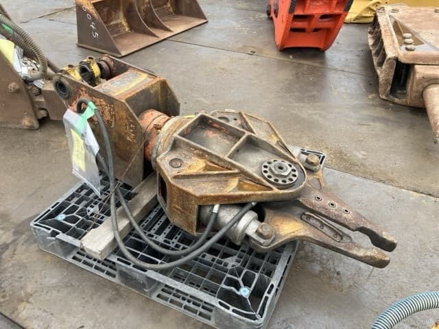CUTTER — Auction (lot 8461-6089)
