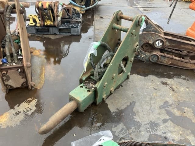 BREAKER — Auction (lot 8461-6091)