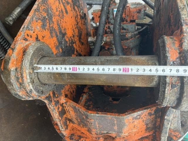 ROTATING HYDRAULIC FORK — Auction (lot 8461-6093)