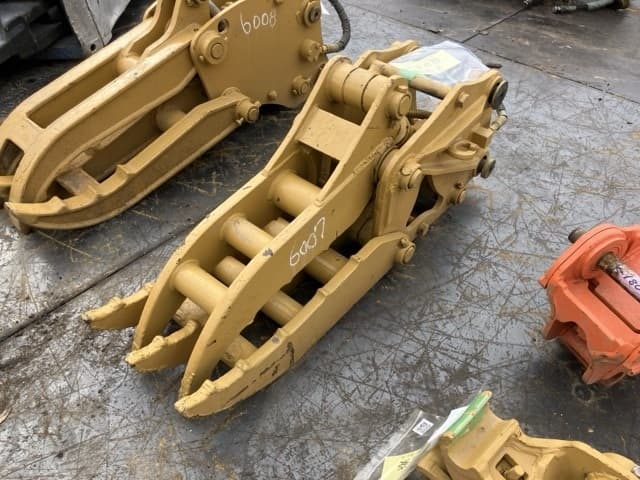 HYDRAULIC FORK — Auction (lot 8461-6099)