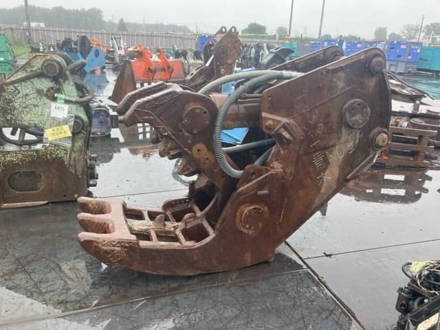 CONCRETE PULVERIZER — Auction (lot 8461-6103)