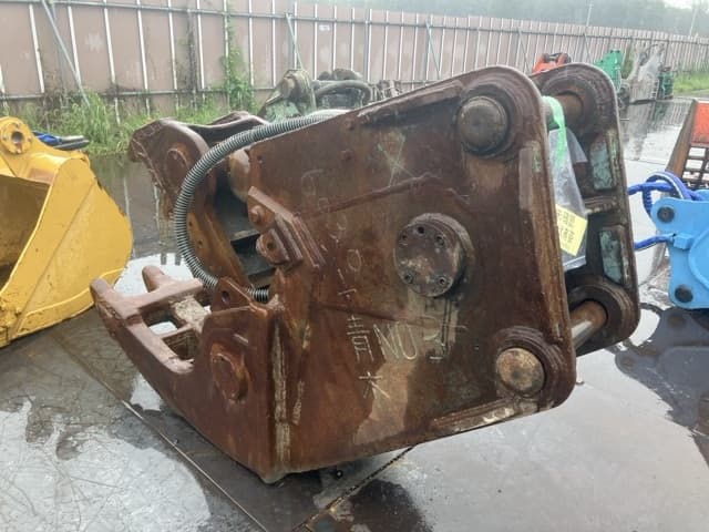 CONCRETE PULVERIZER — Auction (lot 8461-6103)
