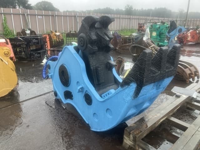 CONCRETE PULVERIZER — Auction (lot 8461-6107)