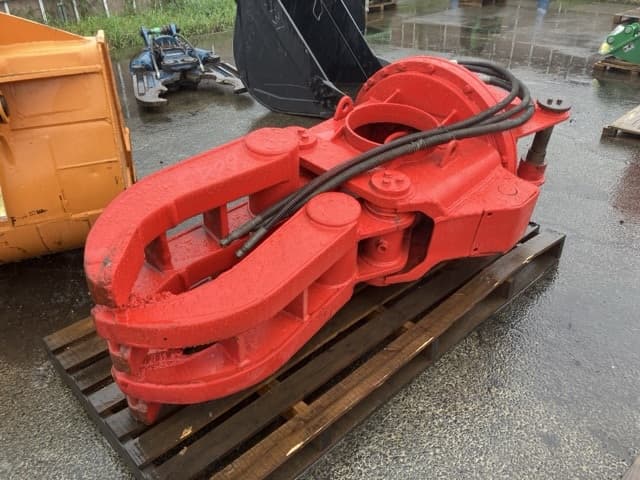 ROTATING HYDRAULIC FORK — Auction (lot 8461-6124)
