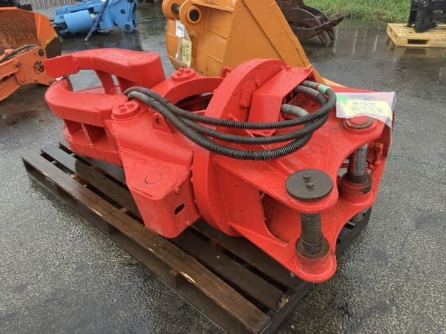 ROTATING HYDRAULIC FORK — Auction (lot 8461-6124)