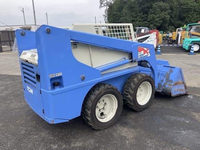 SKID STEER LOADER — Auction (lot 8461-62)