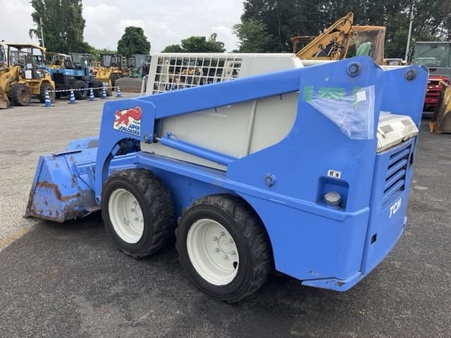 SKID STEER LOADER — Auction (lot 8461-62)