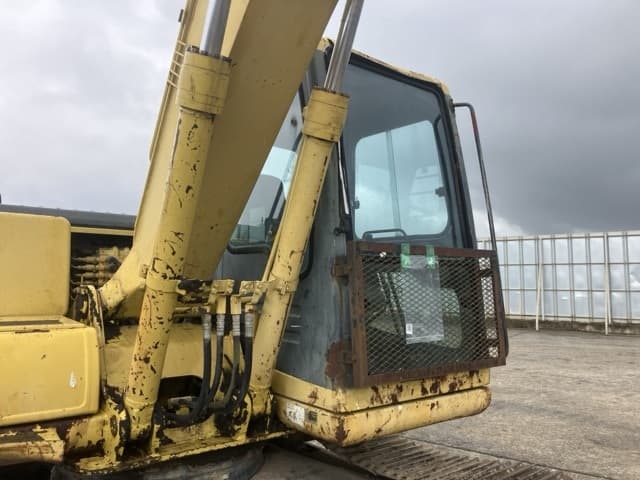EXCAVATOR — Auction (lot 8461-64)