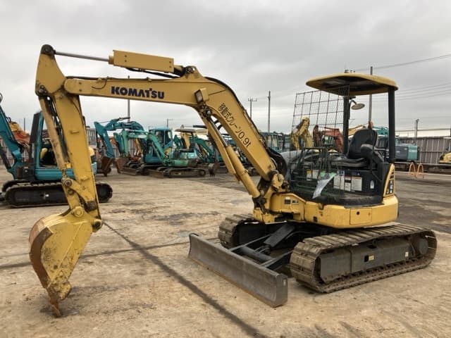 MINI EXCAVATOR — Auction (lot 8461-65)