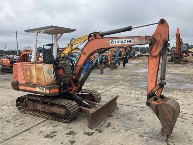 MINI EXCAVATOR — Auction (lot 8461-67)