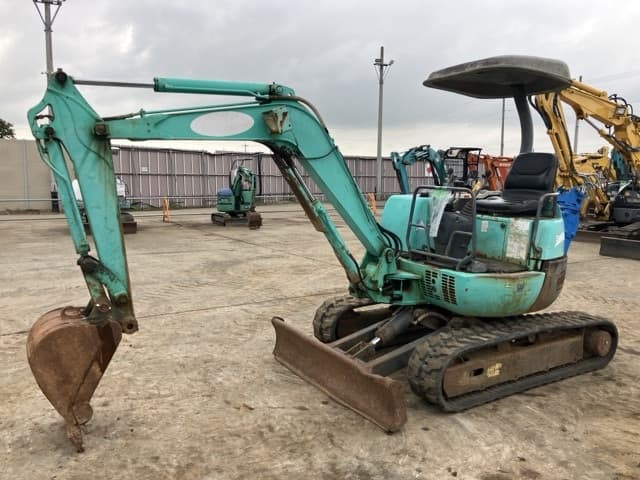 MINI EXCAVATOR — Auction (lot 8461-68)