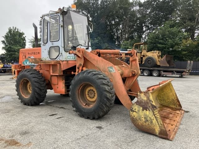 WHEEL LOADER — Auction (lot 8461-69)