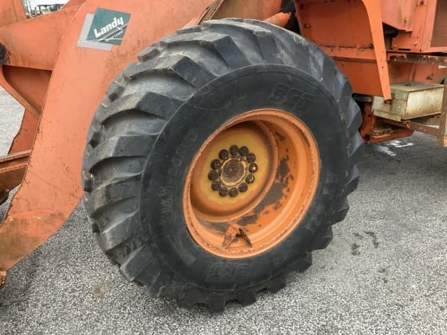 WHEEL LOADER — Auction (lot 8461-69)