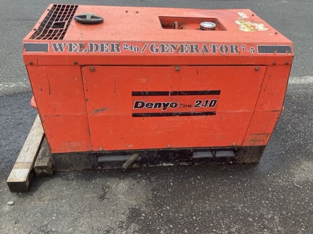 WELDER GENERATOR — Auction (lot 8461-7007)