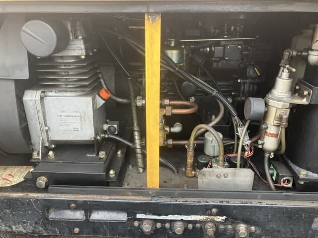 WELDING MACHINE — Auction (lot 8461-7013)