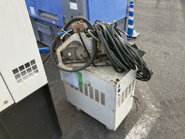WELDING MACHINE — Auction (lot 8461-7017)