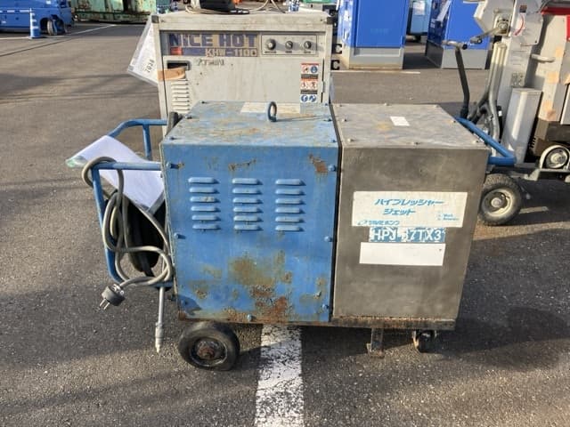HIGH PRESSURE WASHING MACHINE — Auction (lot 8461-7039)