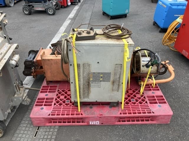 WELDING MACHINE — Auction (lot 8461-7063)