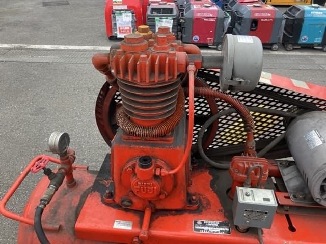COMPRESSOR — Auction (lot 8461-7064)